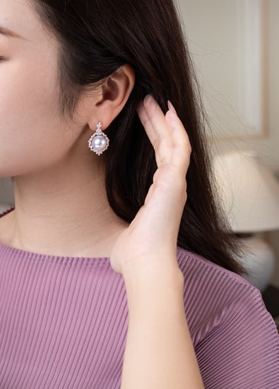18K Gold GIA Venus Australian White Pearl Earrings - 5