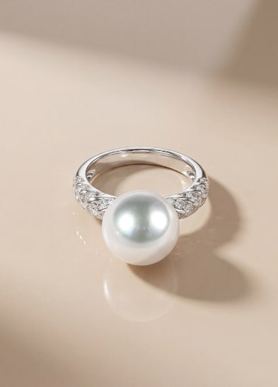 18K Gold Natural Australian White Pearl Ring (1 of 4)