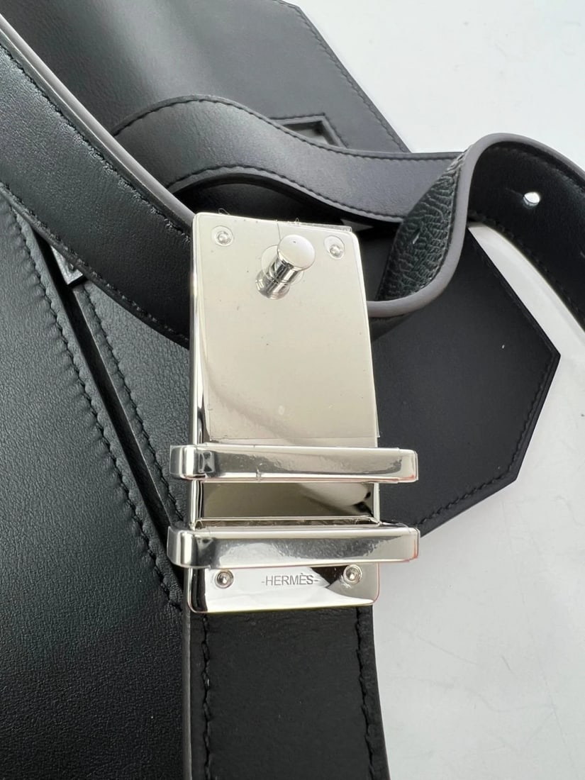 Hermes Black Swift Elan Pocket 24 Leather Belt Bag - 6