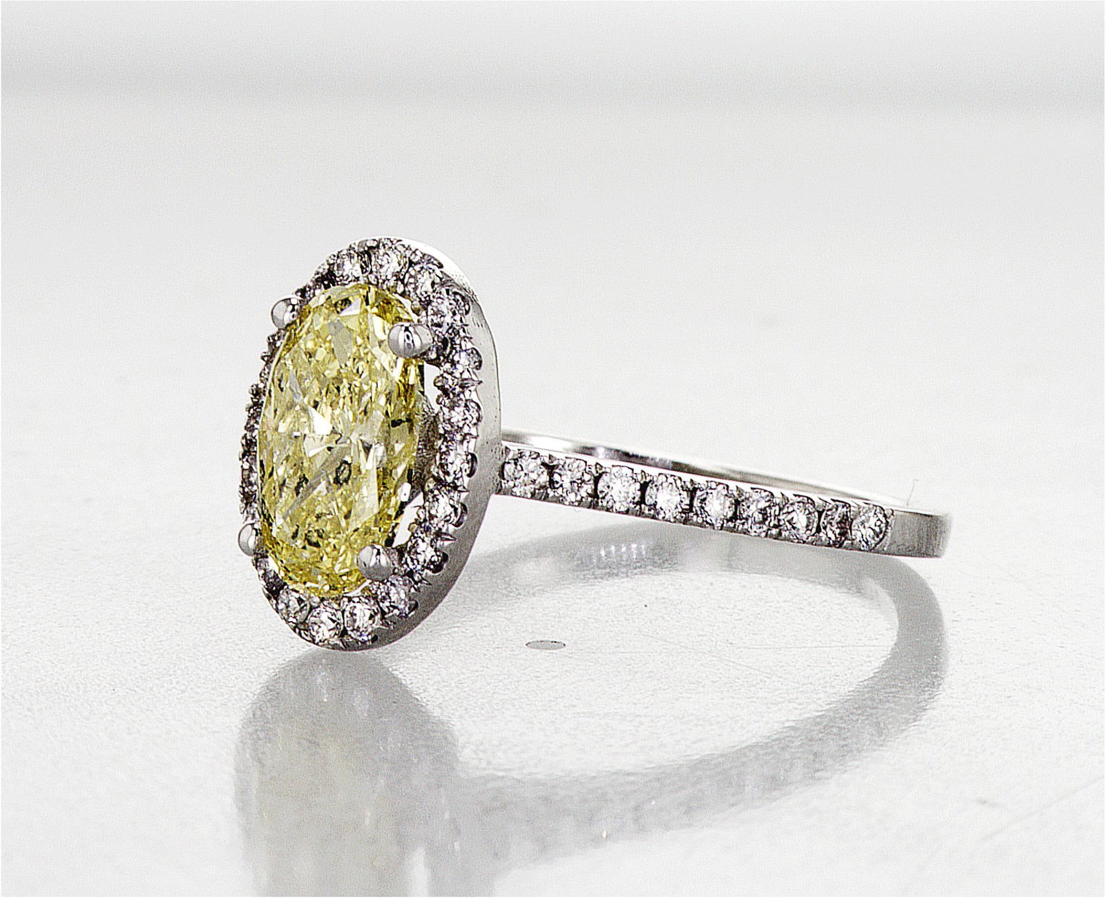 1.92cttw Natural Diamond and Natural Diamond Ring 14K White Gold 2.93 gr - 3