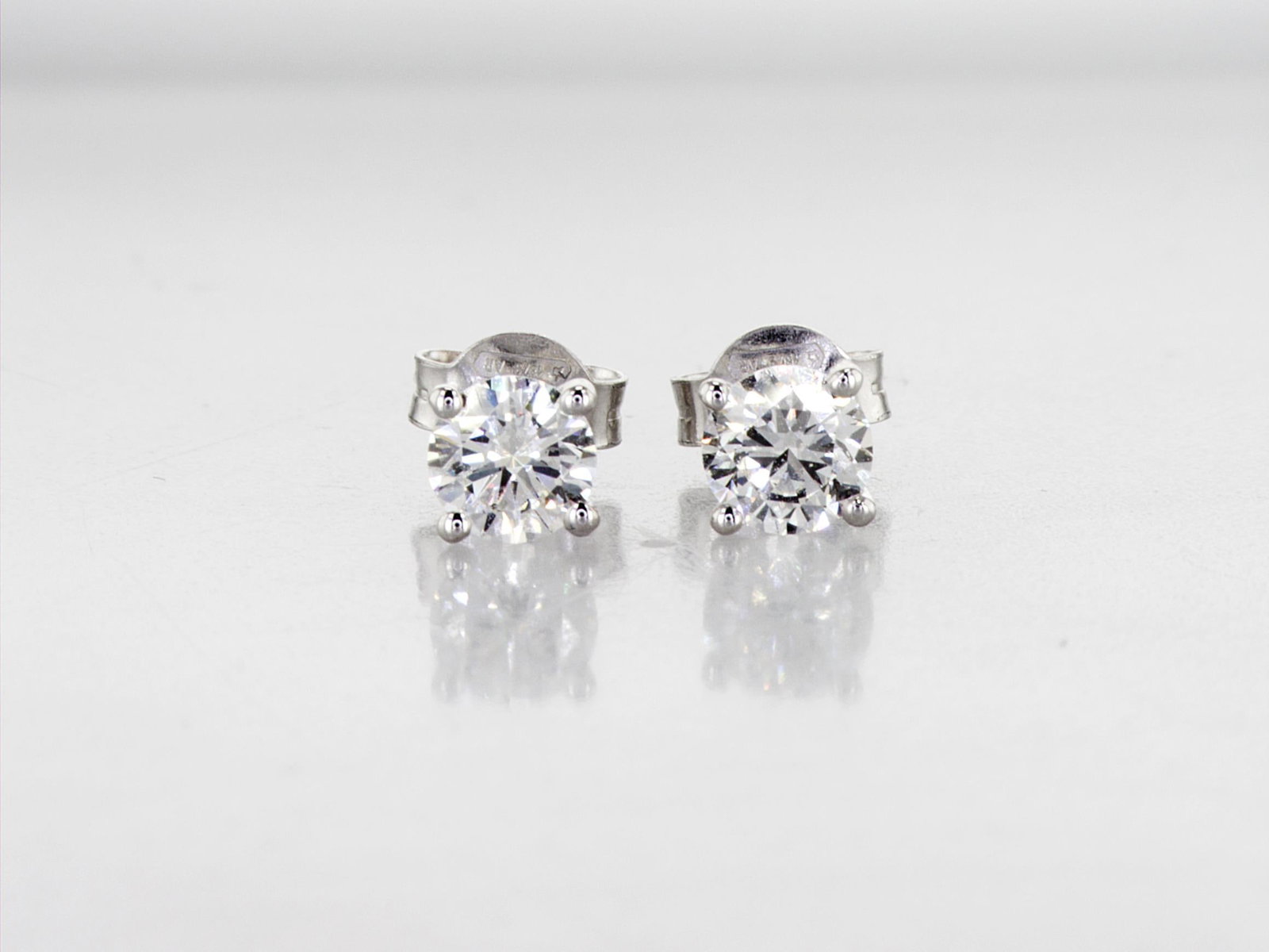 1.10cttw Natural Diamond Earrings 14K White Gold 0.98 gr - 3