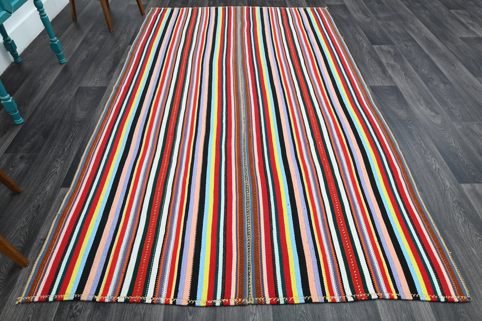5.7x9.4 ft, TURKISH KILIM Rug: Title: 5.7x9.4 ft, TURKISH KILIM Rug Description: This Turkish one-of-a-kind Vintage Flatweave Kilim Rug is hand-knotted and handwoven by the most skilled artisans who use pure wool, in vibrant, natur