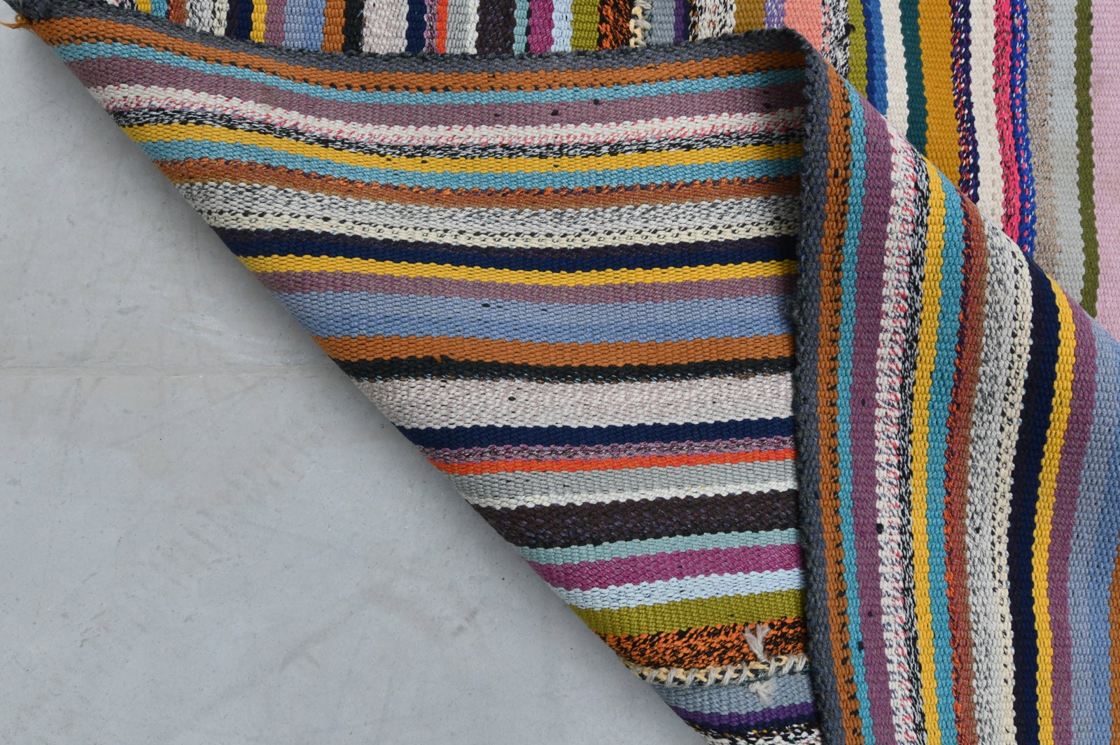 10'5x13'3 ft, COLORFUL HANDWOVEN RUG - 10