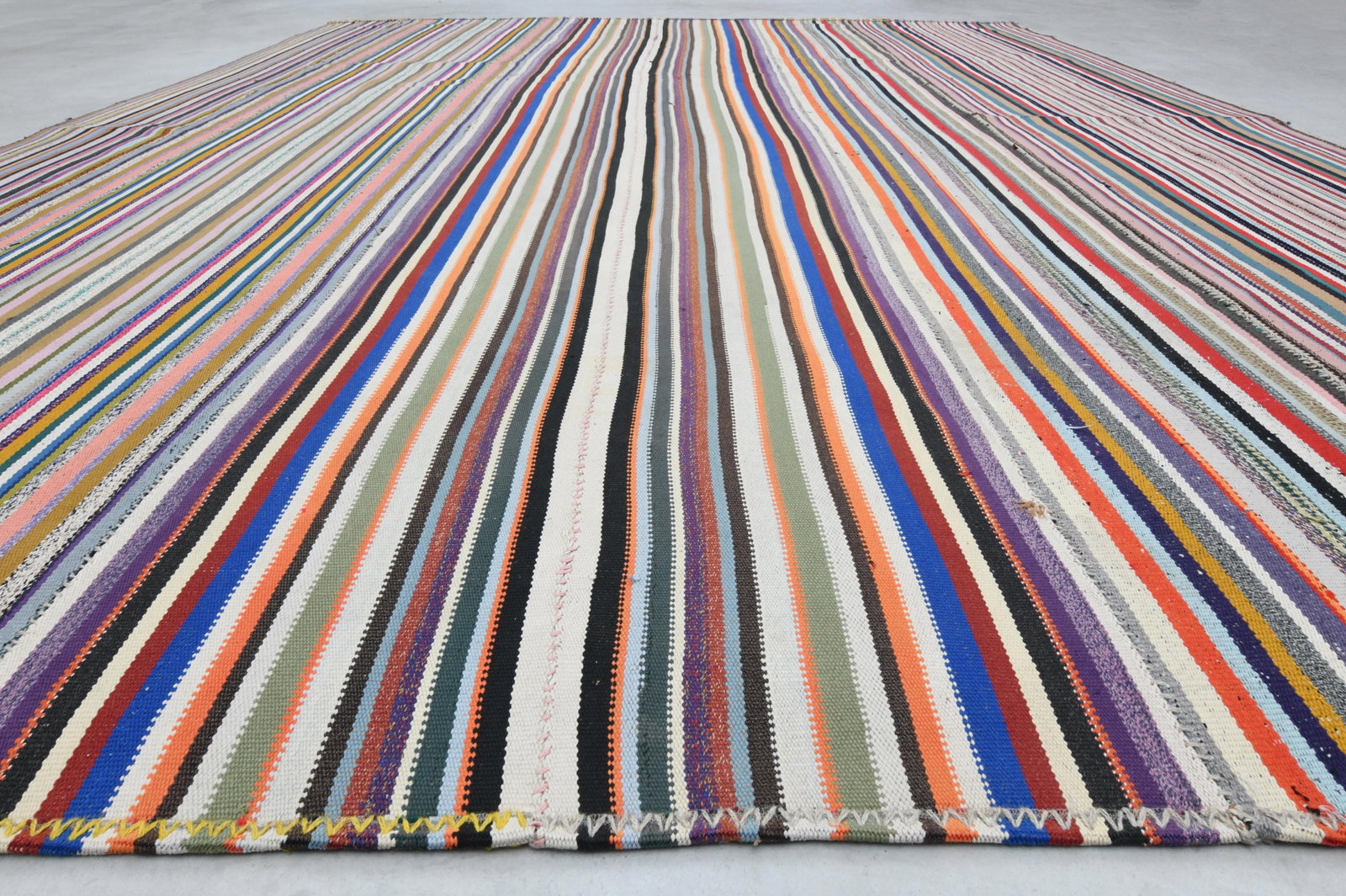 10'5x13'3 ft, COLORFUL HANDWOVEN RUG - 6