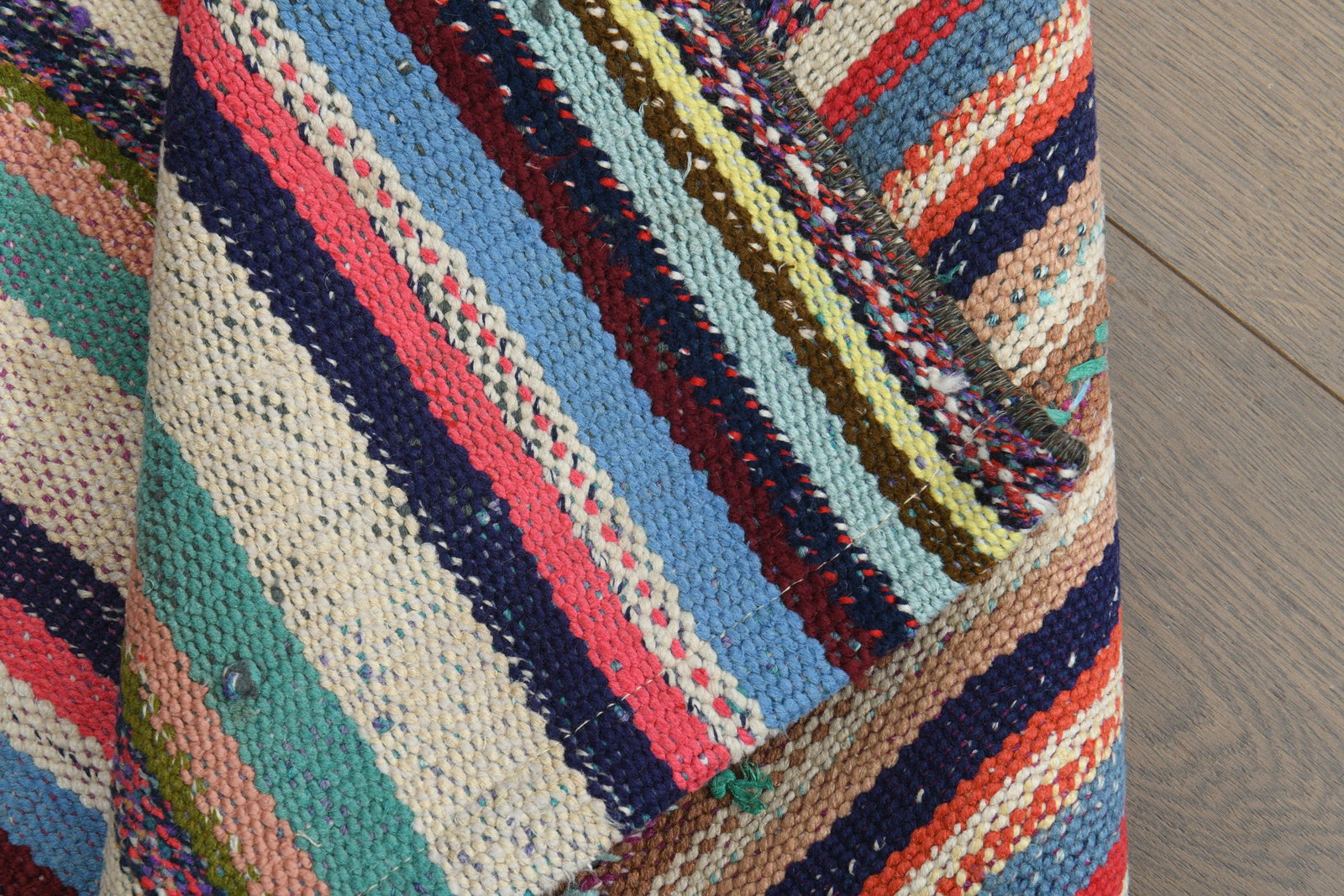 3'9x6'9 ft, COLORFUL TURKISH RUG - 5