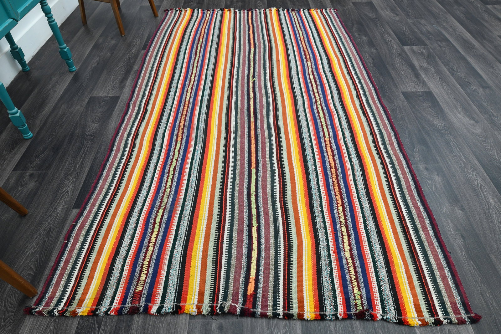 5.3x8.9 ft, TURKISH KILIM Rug: Title: 5.3x8.9 ft, TURKISH KILIM Rug Description: This Turkish one-of-a-kind Vintage Flatweave Kilim Rug is hand-knotted and handwoven by the most skilled artisans who use pure wool, in vibrant, natur