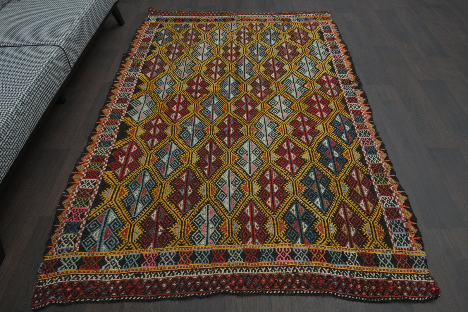 5x8 Kilim Flatweave Turkish Rug: Title: 5x8 Kilim Flatweave Turkish Rug Description: This Turkish one-of-a-kind Vintage Flatweave Kilim Rug is hand-knotted and handwoven by the most skilled artisans who use pure wool, in vibrant,