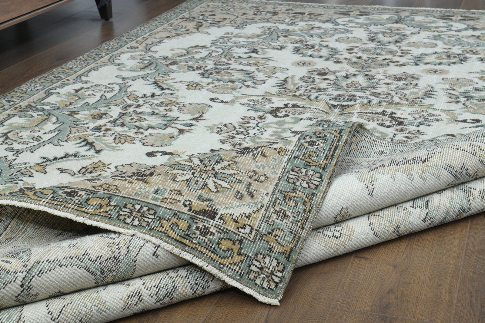 6.4x10.6 ft, FLORAL AREA RUG - 4