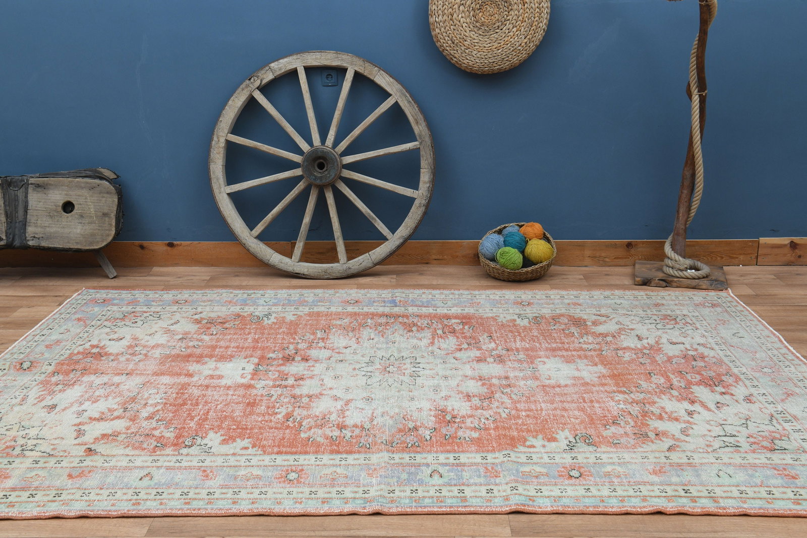 7'1x10'7 ft, TURKISH AREA RUG - 2