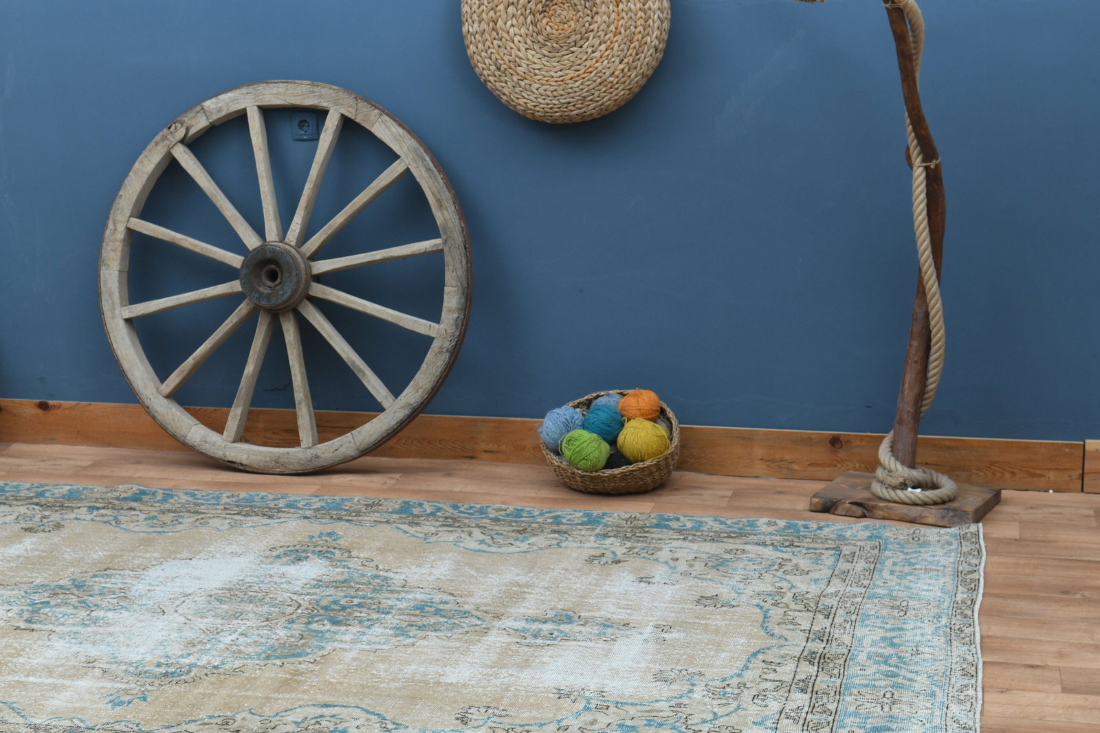 6'8x11'1 ft, OUSHAK AREA RUG - 4