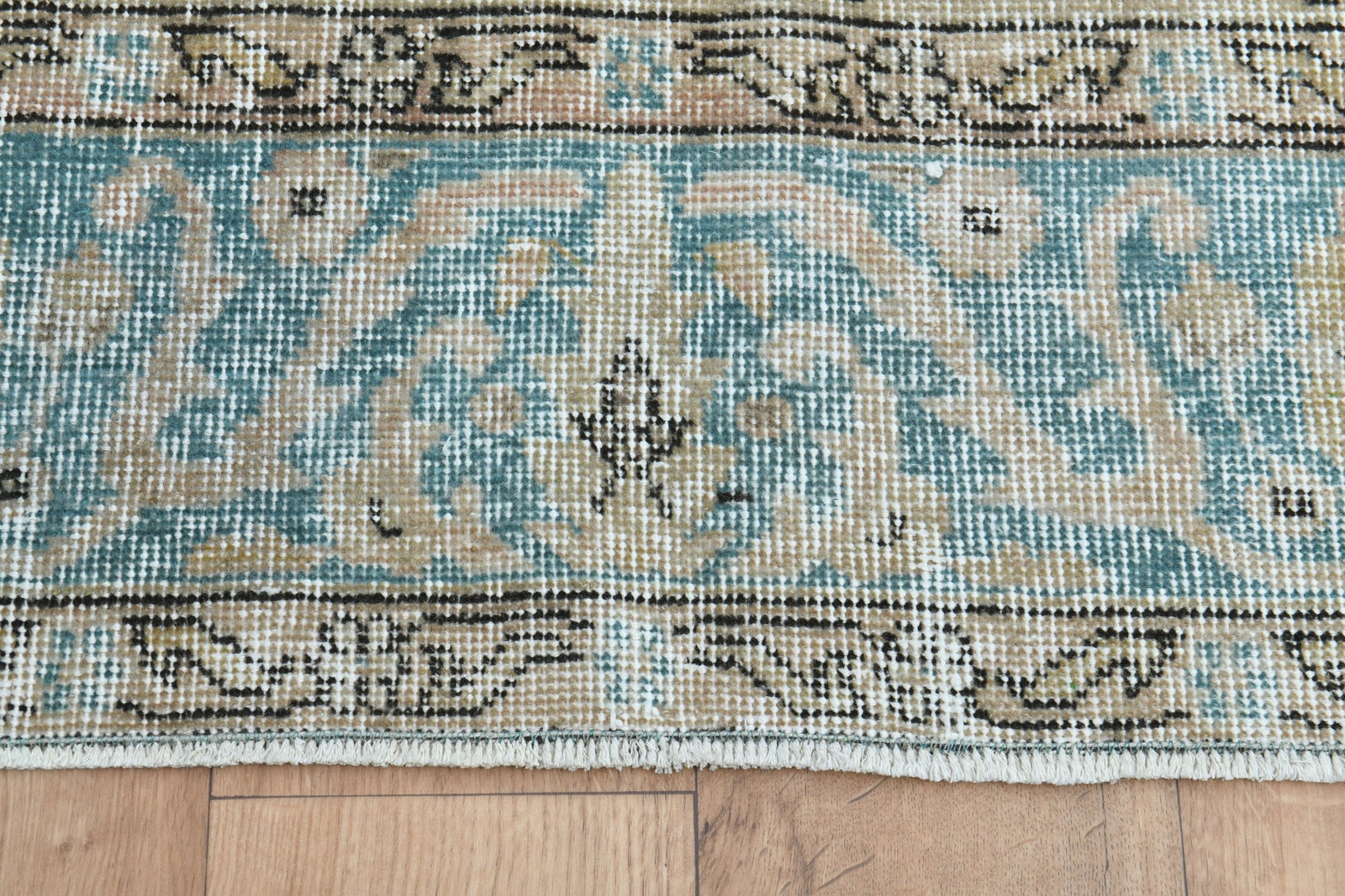 6'8x11'1 ft, OUSHAK AREA RUG - 7