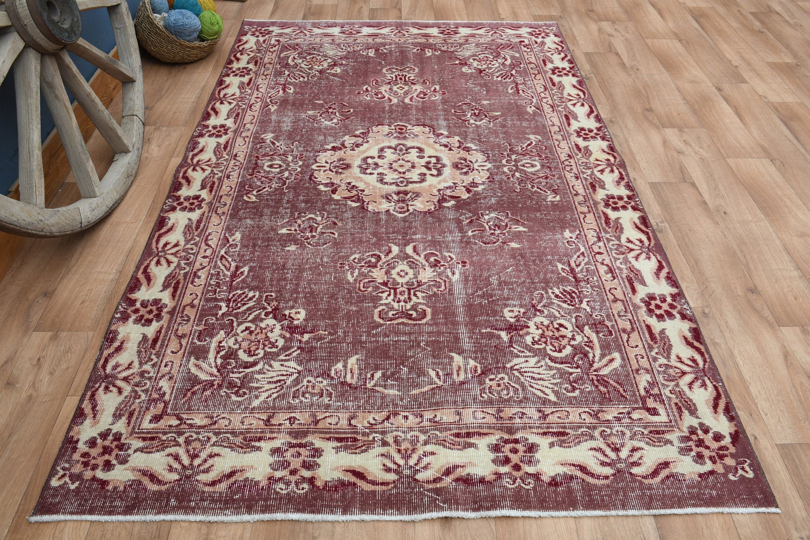 5'1x8'1 ft, PINK OUSHAK RUG: Title: 5'1x8'1 ft, PINK OUSHAK RUG Description: This Turkish one-of-a-kind Vintage Turkish Rug is hand-knotted and handwoven by the most skilled artisans who use pure wool, in muted, natural tones, an