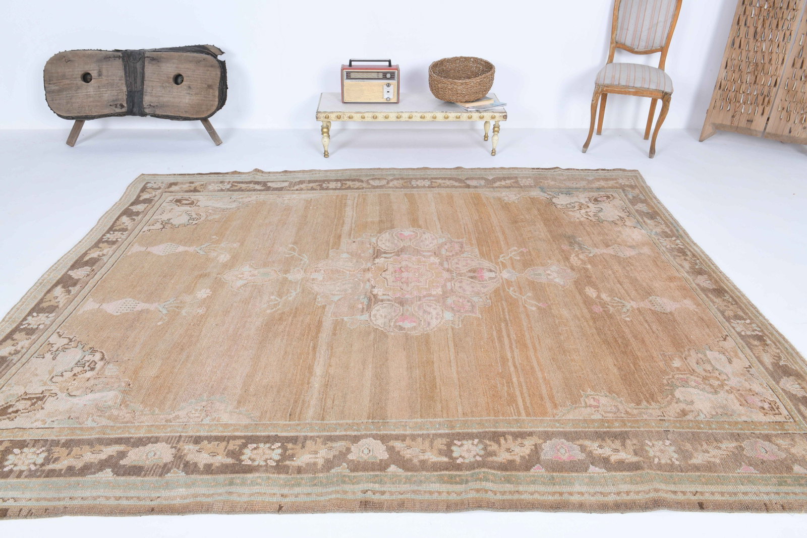 7.5x9.1 ft, TURKISH OUSHAK VINTAGE Rug - 4