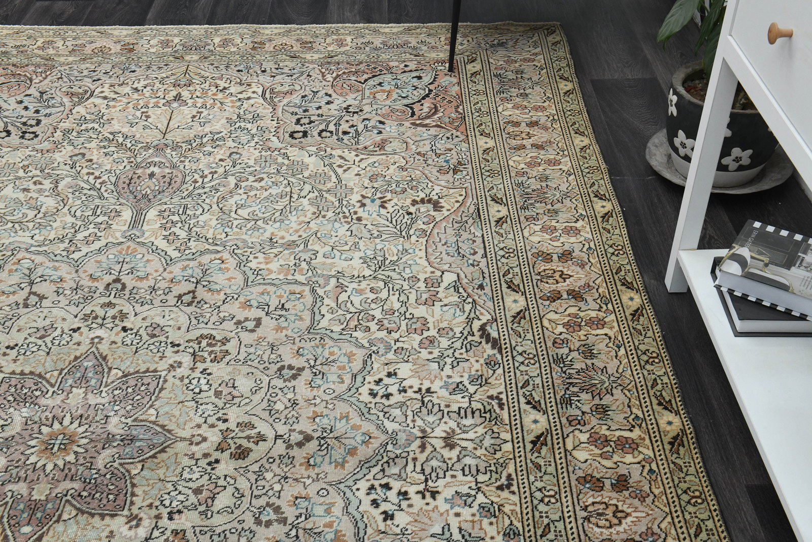 7.6x11.7 ft, OVERSIZED NEUTRAL RUG - 4