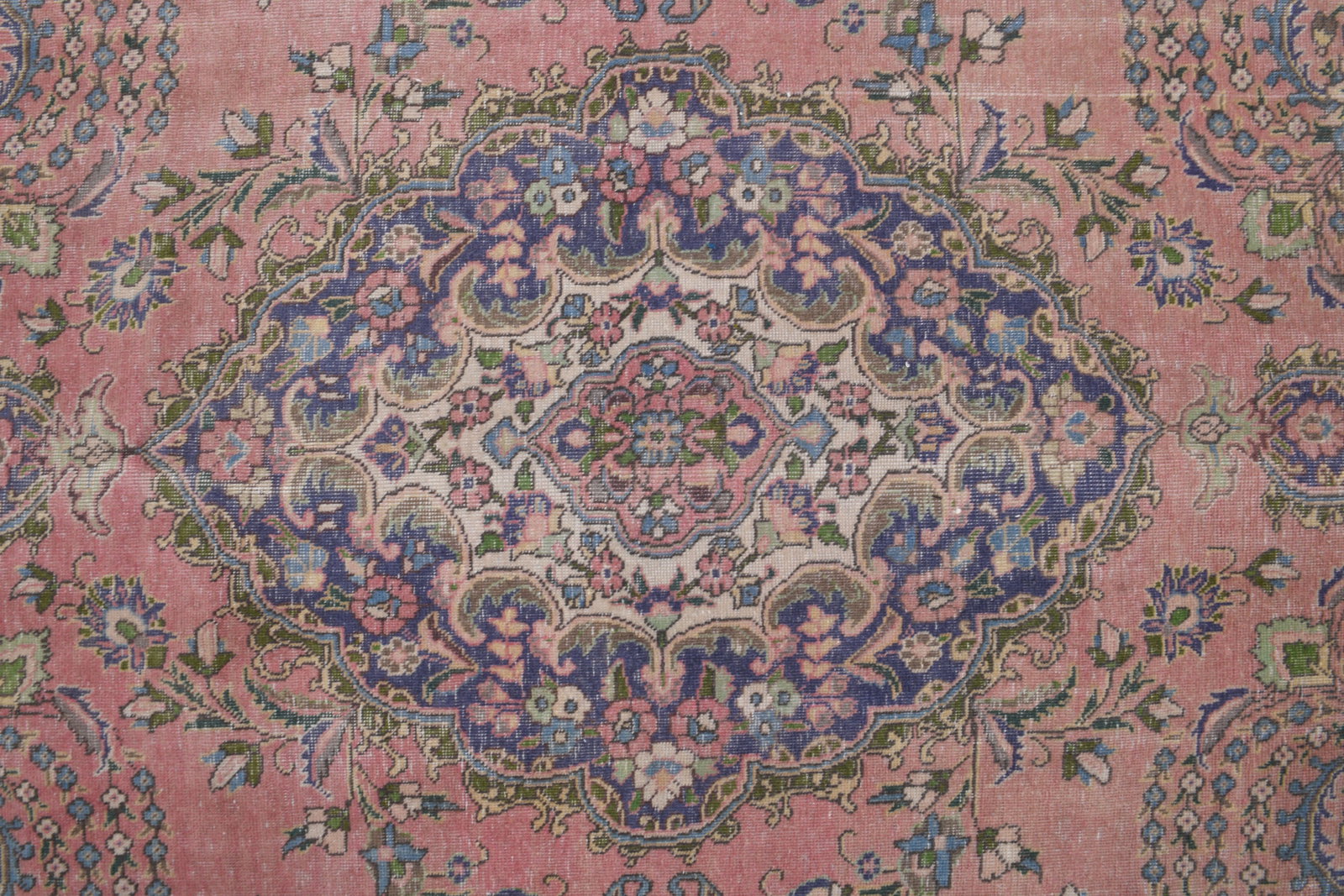 8'2x11'6 ft, PINK LUxURY RUG - 5