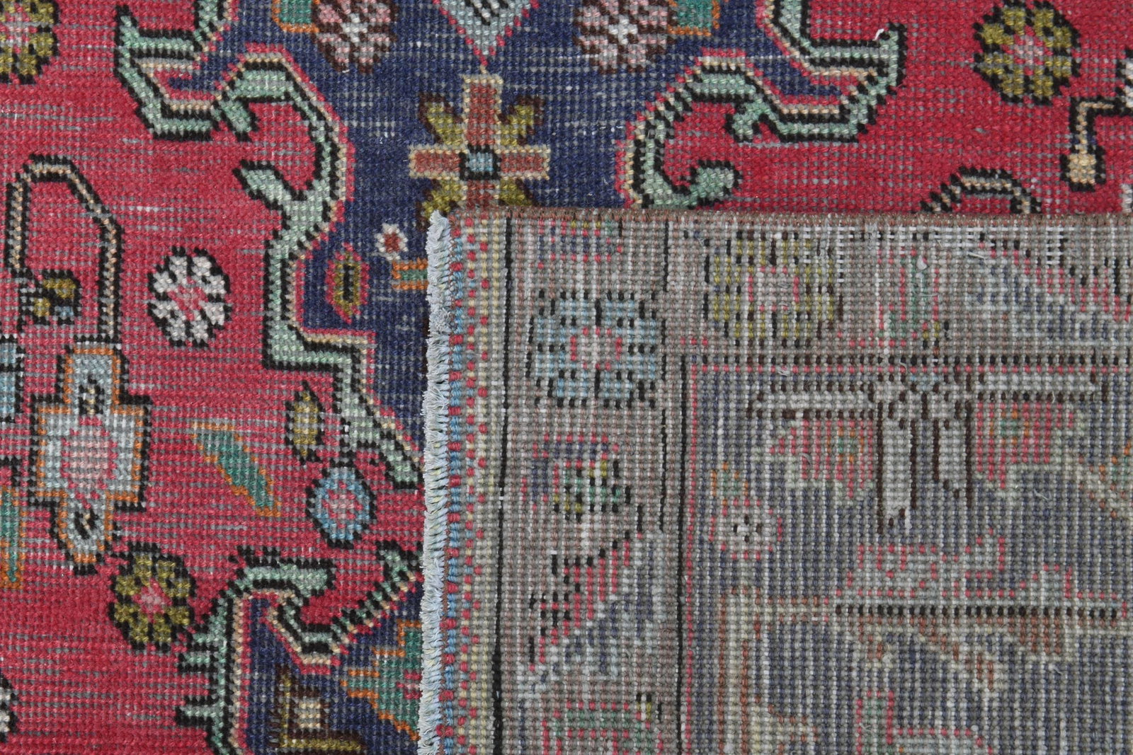 7.6x11 VINTAGE PERSIAN STYLE - 8