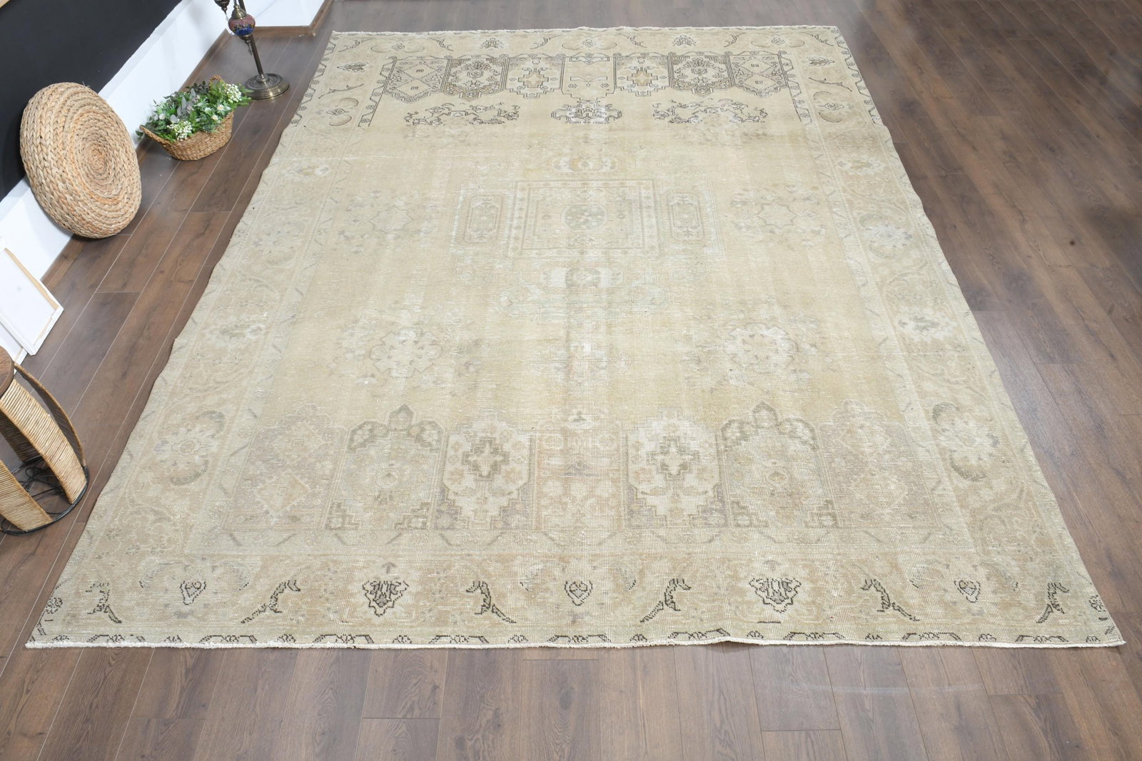 9'4x12'3 ft, OVERSIZED PERSIAN RUG: Title: 9'4x12'3 ft, OVERSIZED PERSIAN RUG Description: This Turkish one-of-a-kind Anatolian Vintage Rug is hand-knotted and handwoven by the most skilled artisans who use pure wool, in muted, natural 