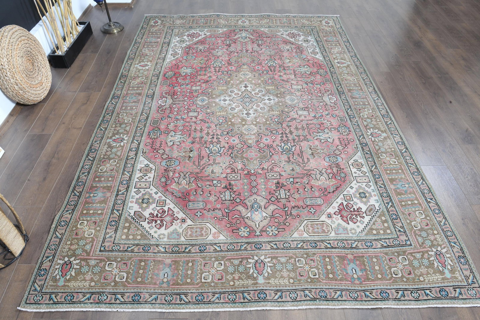 7.7x11 ft, OVERSIZED PINK BROWN: Title: 7.7x11 ft, OVERSIZED PINK BROWN Description: This Turkish one-of-a-kind Anatolian Vintage Rug is hand-knotted and handwoven by the most skilled artisans who use pure wool, in muted, natural ton