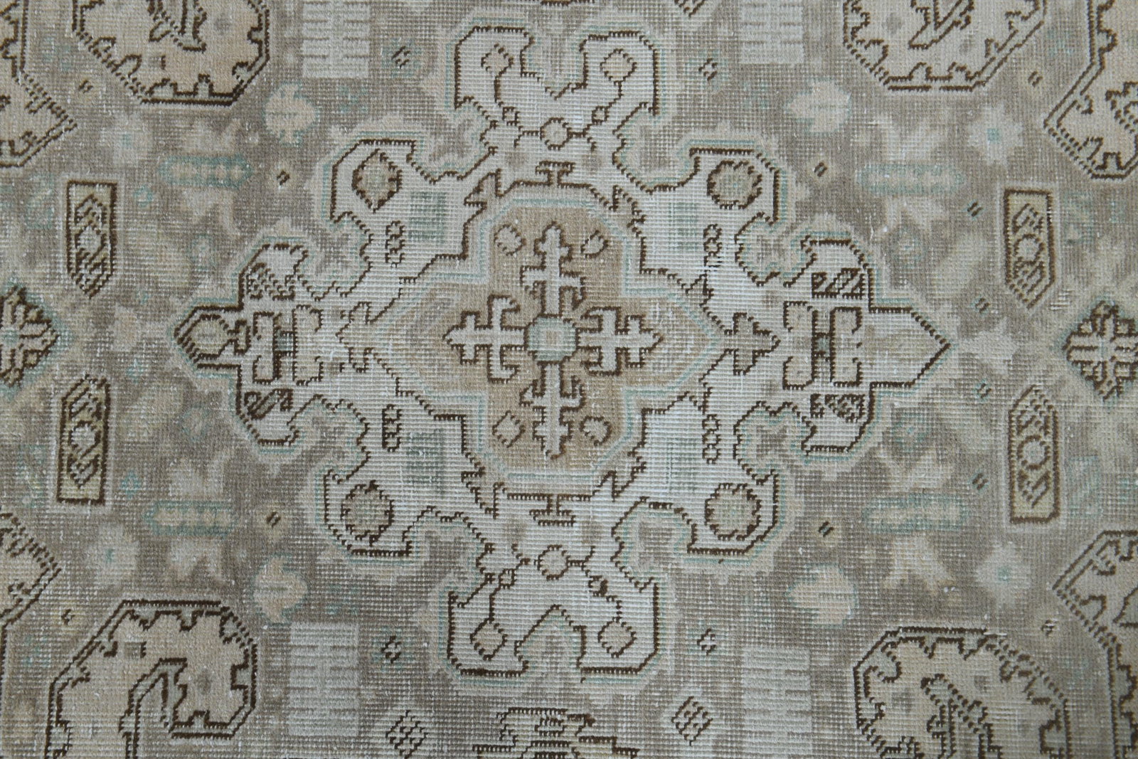 8'2x10'2 ft, FADED PERSIAN RUG - 3