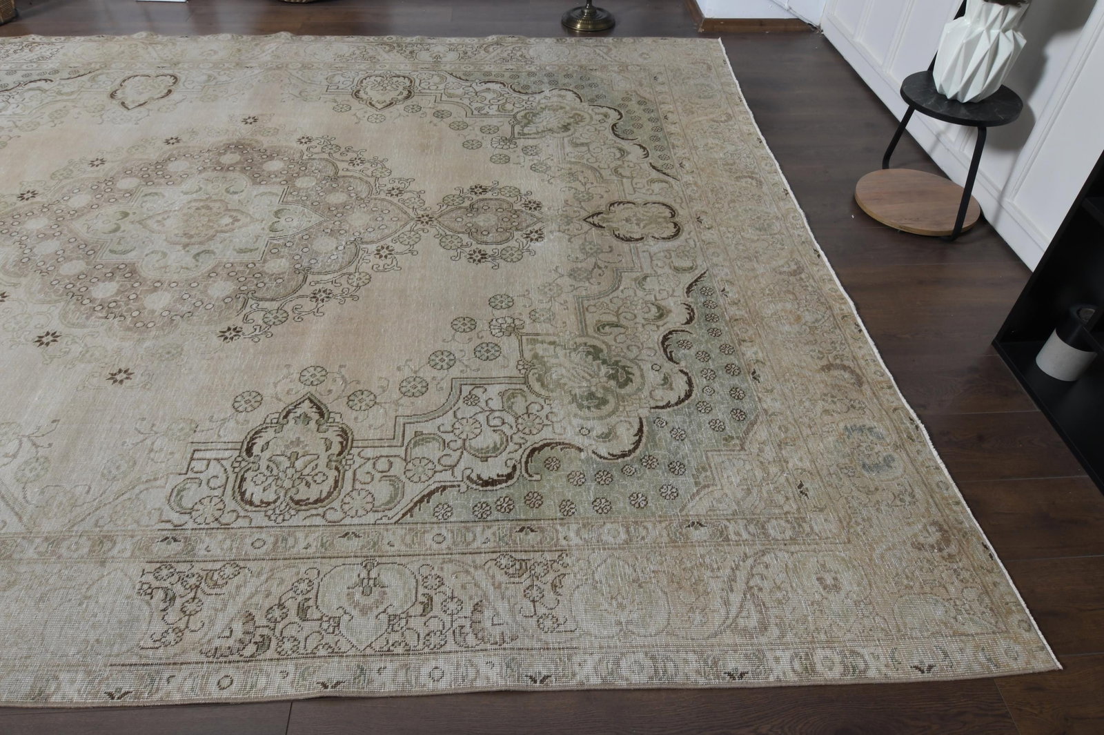 9.4x12.2 ft, OVERSIZED NEUTRAL RUG - 5