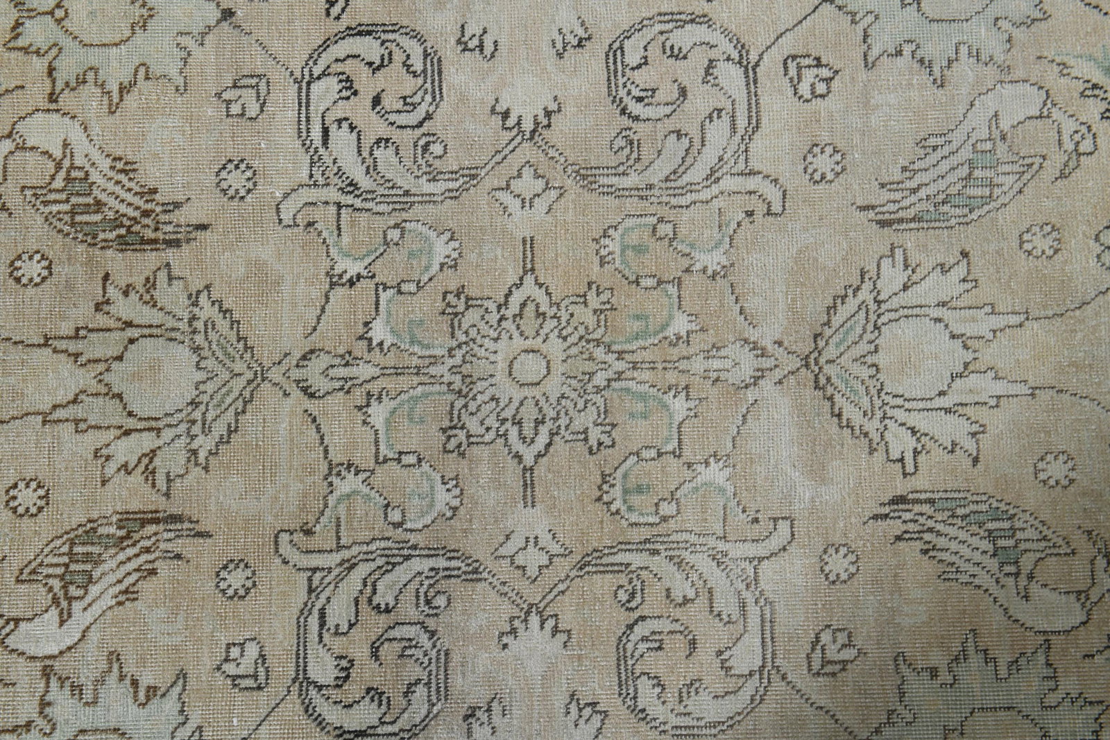 9.1x12.5 ft, BEIGE MINIMALIST RUG - 5
