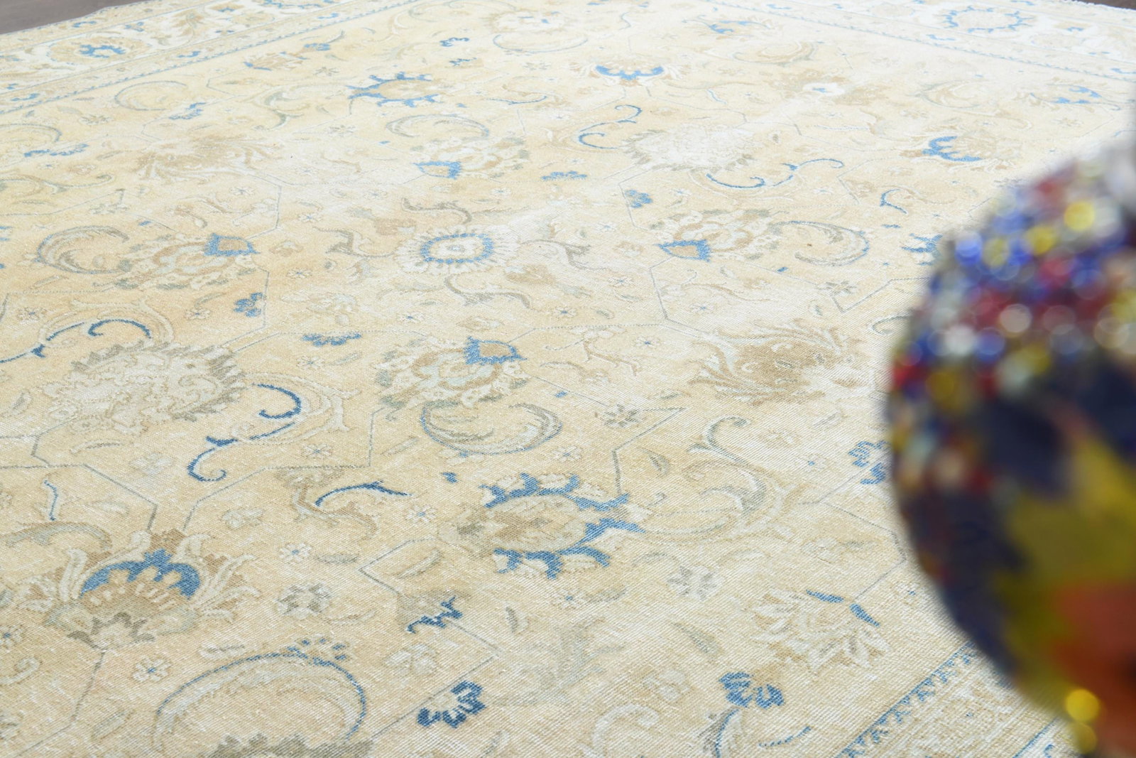 9'5x10'9 ft, BRIGHT LUxURY RUG - 4