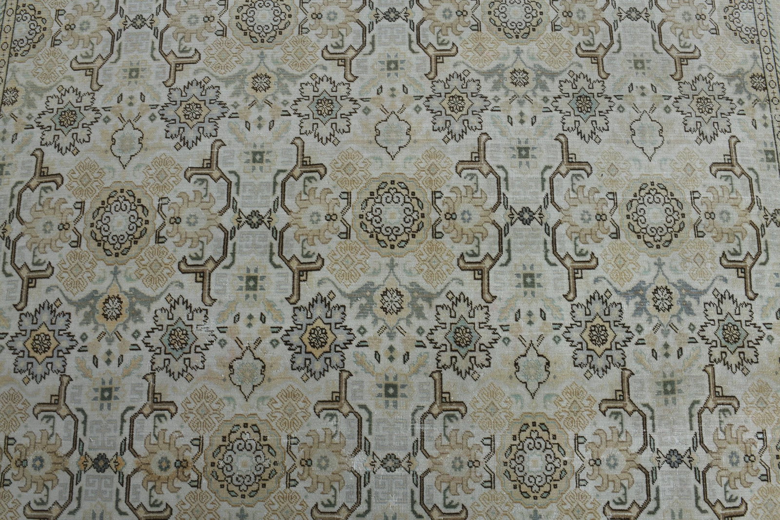 9.2x11.7 ft, NEUTRAL OVERSIZED RUG - 2