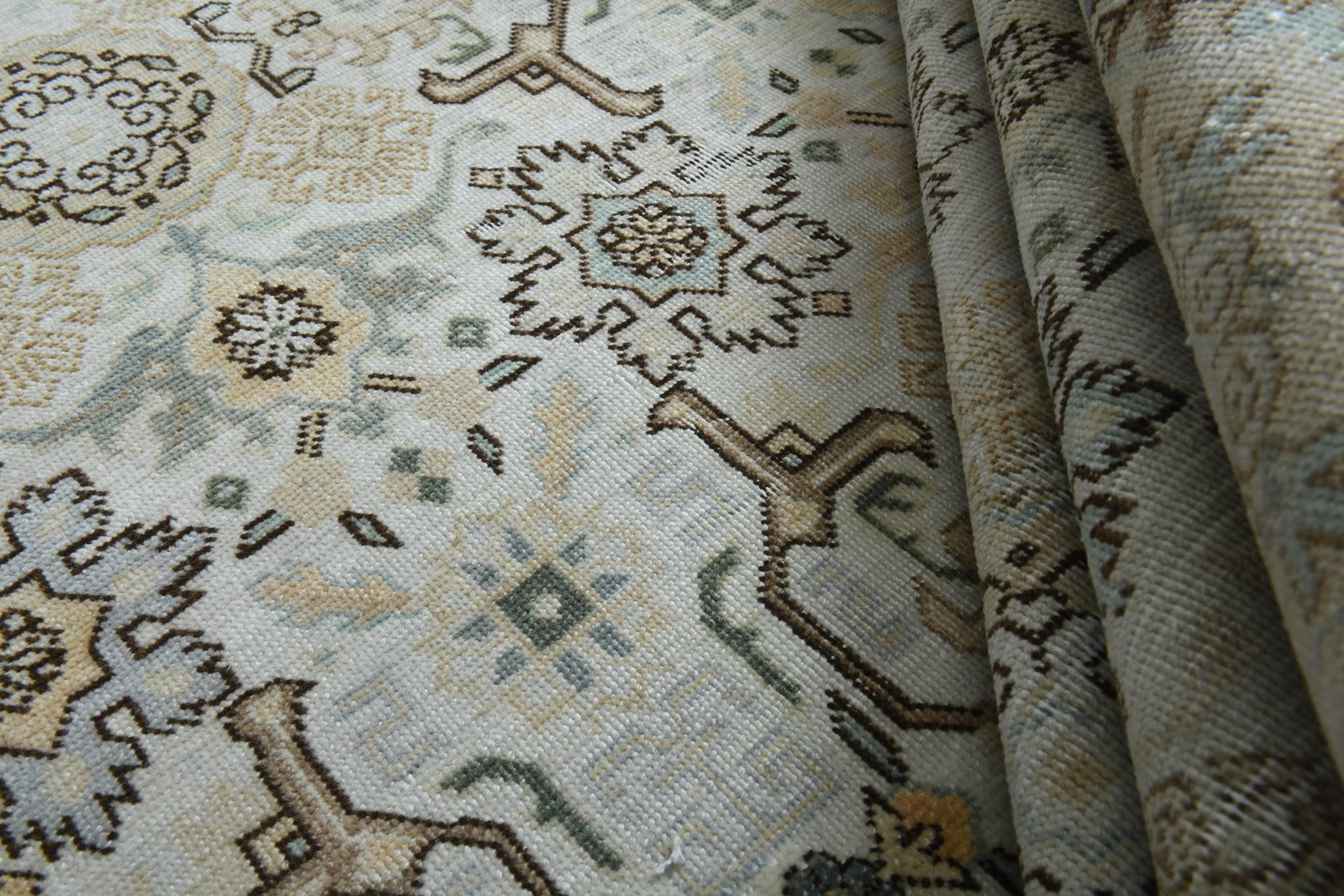 9.2x11.7 ft, NEUTRAL OVERSIZED RUG - 5