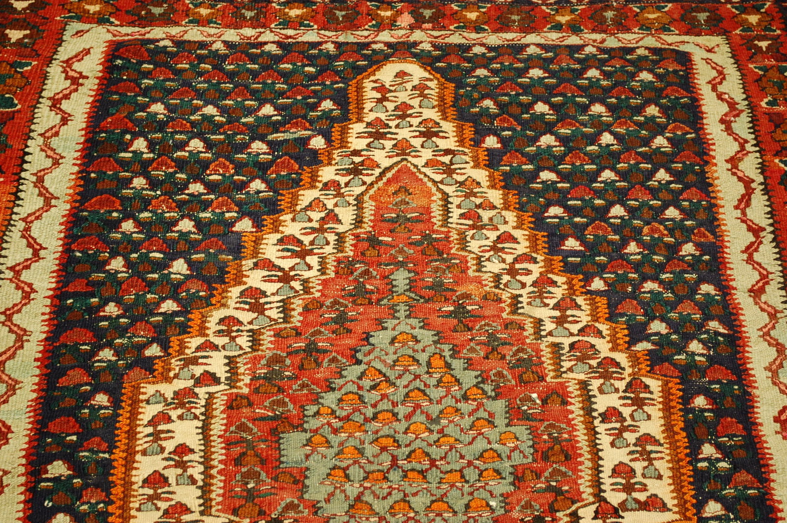 Persian SENNEH KILIM RUG 3'10" x 4'3" - 7