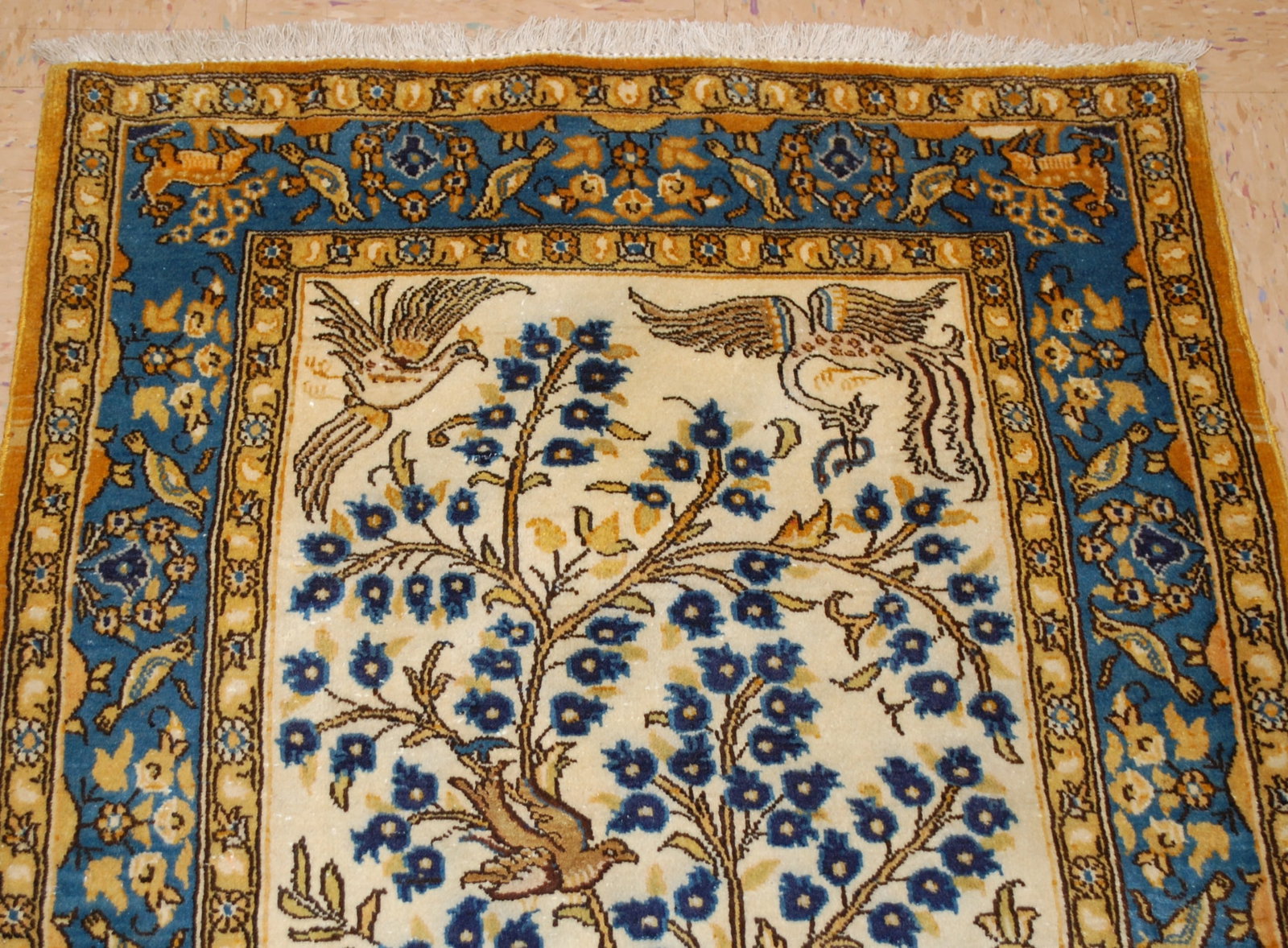 Persian QUME RUG 2'7" x 4'3" - 2