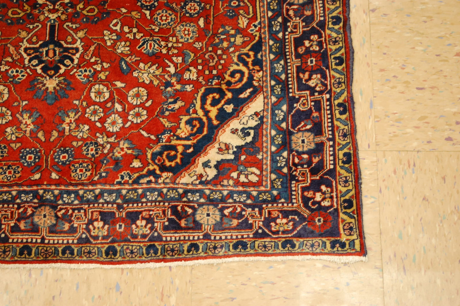 Persian SAROUK RUG 3'5" X 5'1" - 2