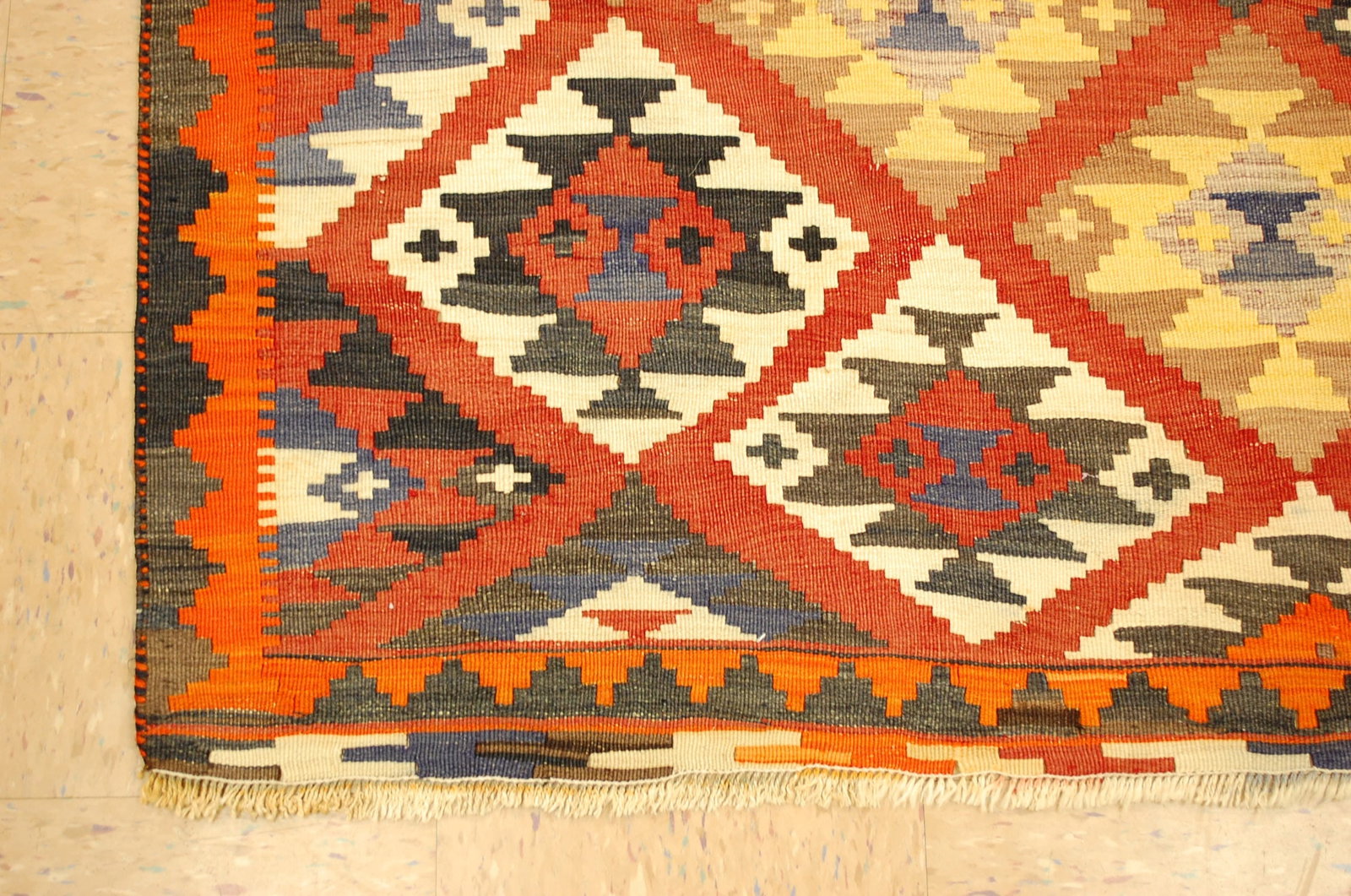 OLD CAUCASIAN KILIM FLAT WOVEN RUG 5' x7'7" - 3