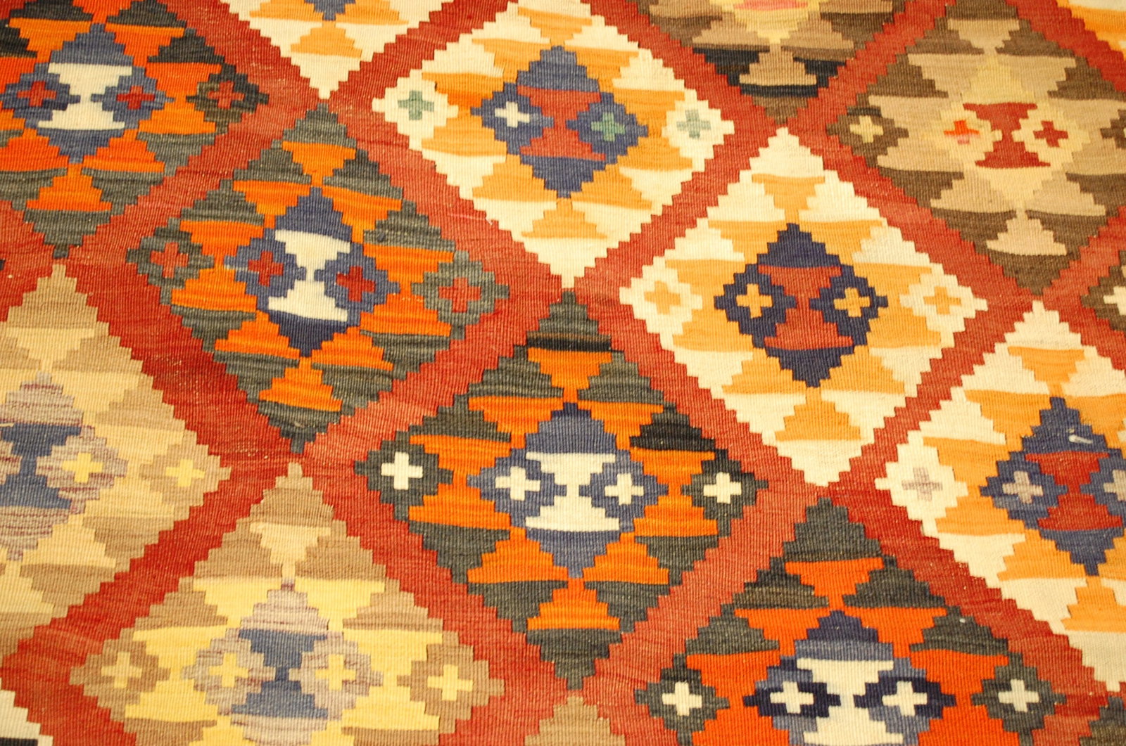 OLD CAUCASIAN KILIM FLAT WOVEN RUG 5' x7'7" - 7