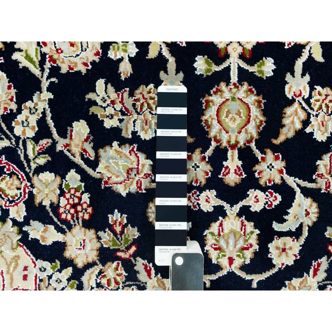 Gale Force Blue 250 KPSI Nain Denser Weave Hand Knotted Rug - 3