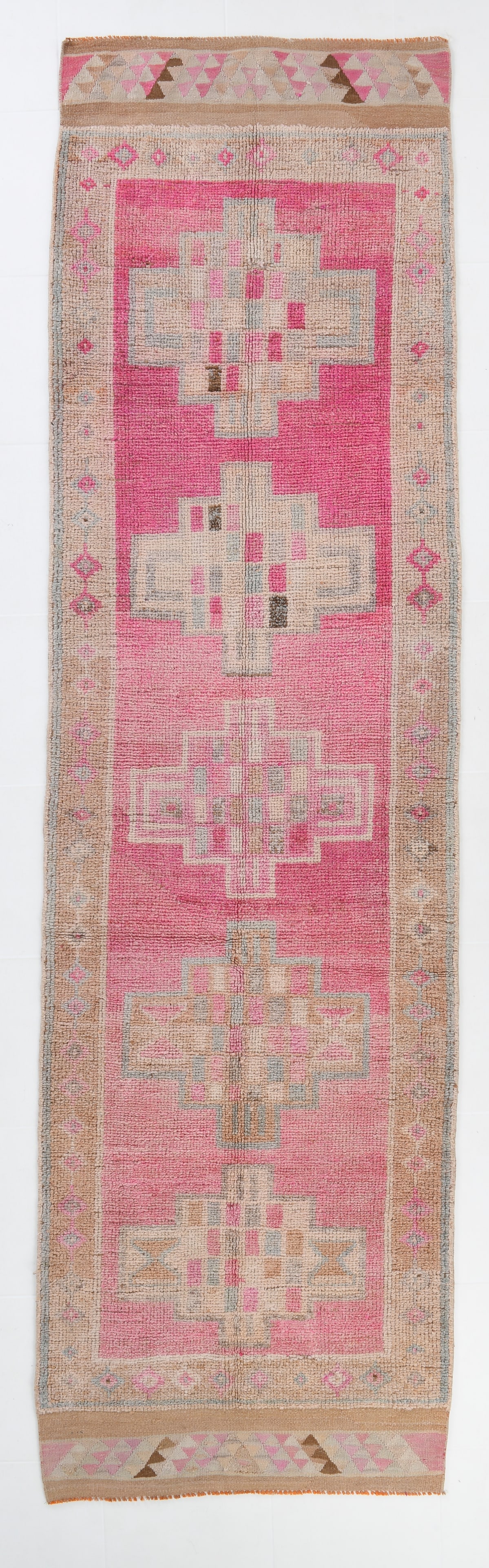 3'2'' x 11'4'' Handmade Vintage Wool Rug - 18133: Title: 3'2'' x 11'4'' Handmade Vintage Wool Rug - 18133 Description:3'2'' x 11'4'' Handmade Vintage Wool Rug - 18133 Origin:Turkiye Date/Period:1960-90 Materials:Wool,Cotton Dimension:3'2''x11'4''
