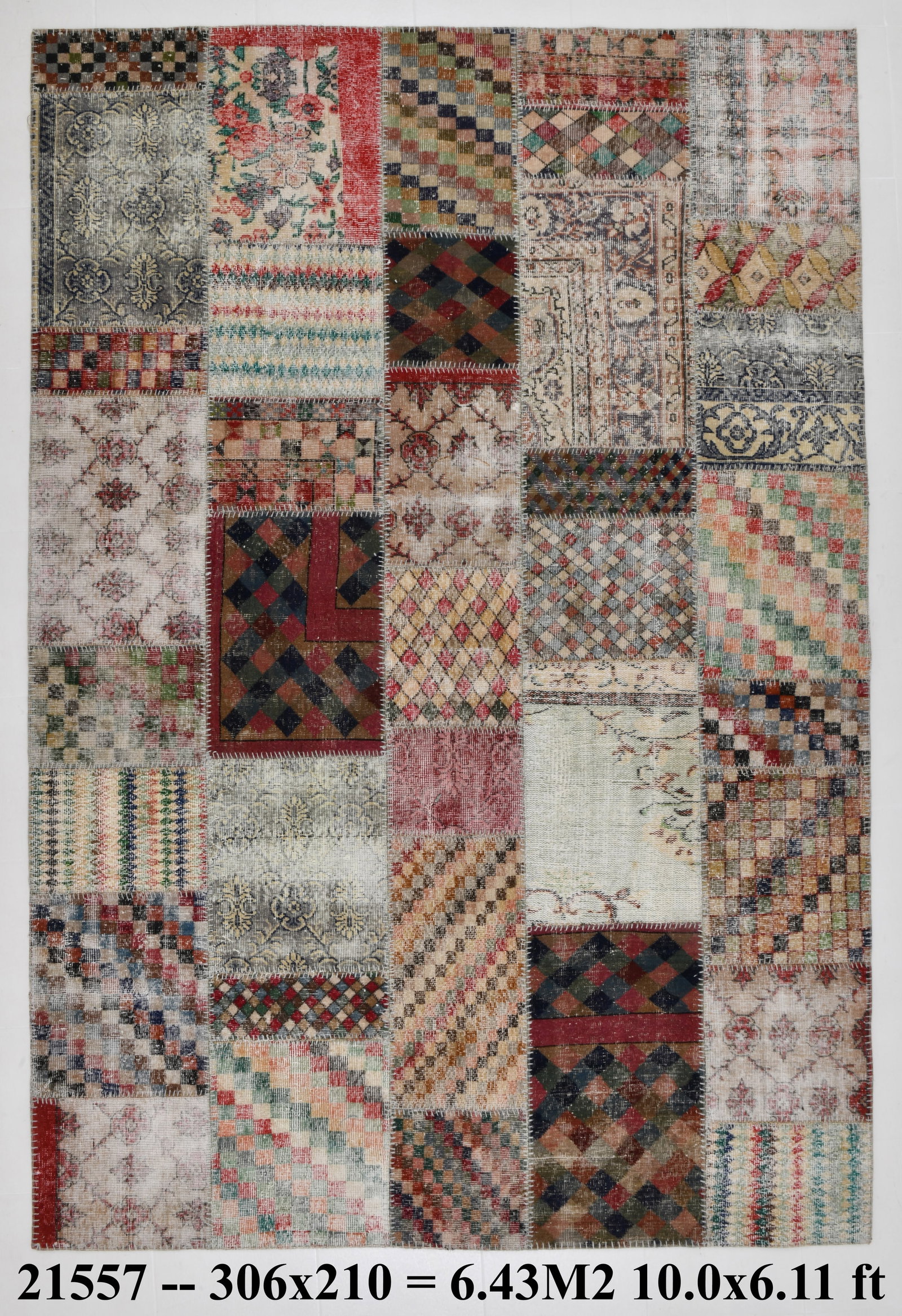 6'10'' x 10'0'' Turkish Vintage Runner Rug - 21557: Title: 6'10'' x 10'0'' Turkish Vintage Runner Rug - 21557 Description:6'10'' x 10'0'' Turkish Vintage Runner Rug - 21557 Origin:Turkiye Date/Period:1960-90 Materials:Wool,Cotton Dimension:6'10''x10'0'