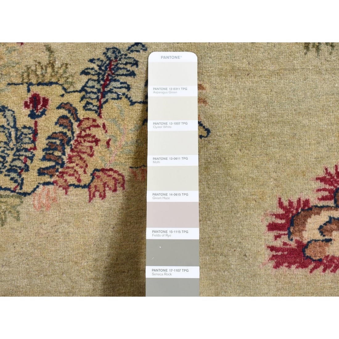 White Antique Persian Pictorial Kashan Pictorial Hand Knotted Wool Rug - 7