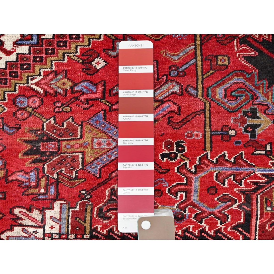 Desire Red, Pure Wool, Hand Knotted, Vintage Persian Heriz Rug - 7