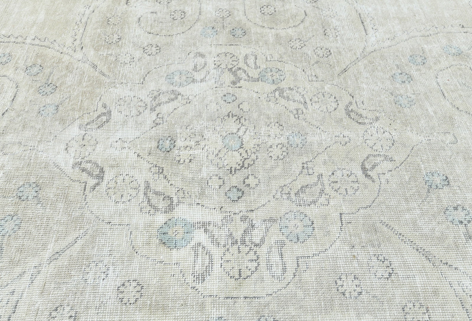 Antique Muted Beige Floral 7X10 Distressed Vintage Oriental Rug - 6