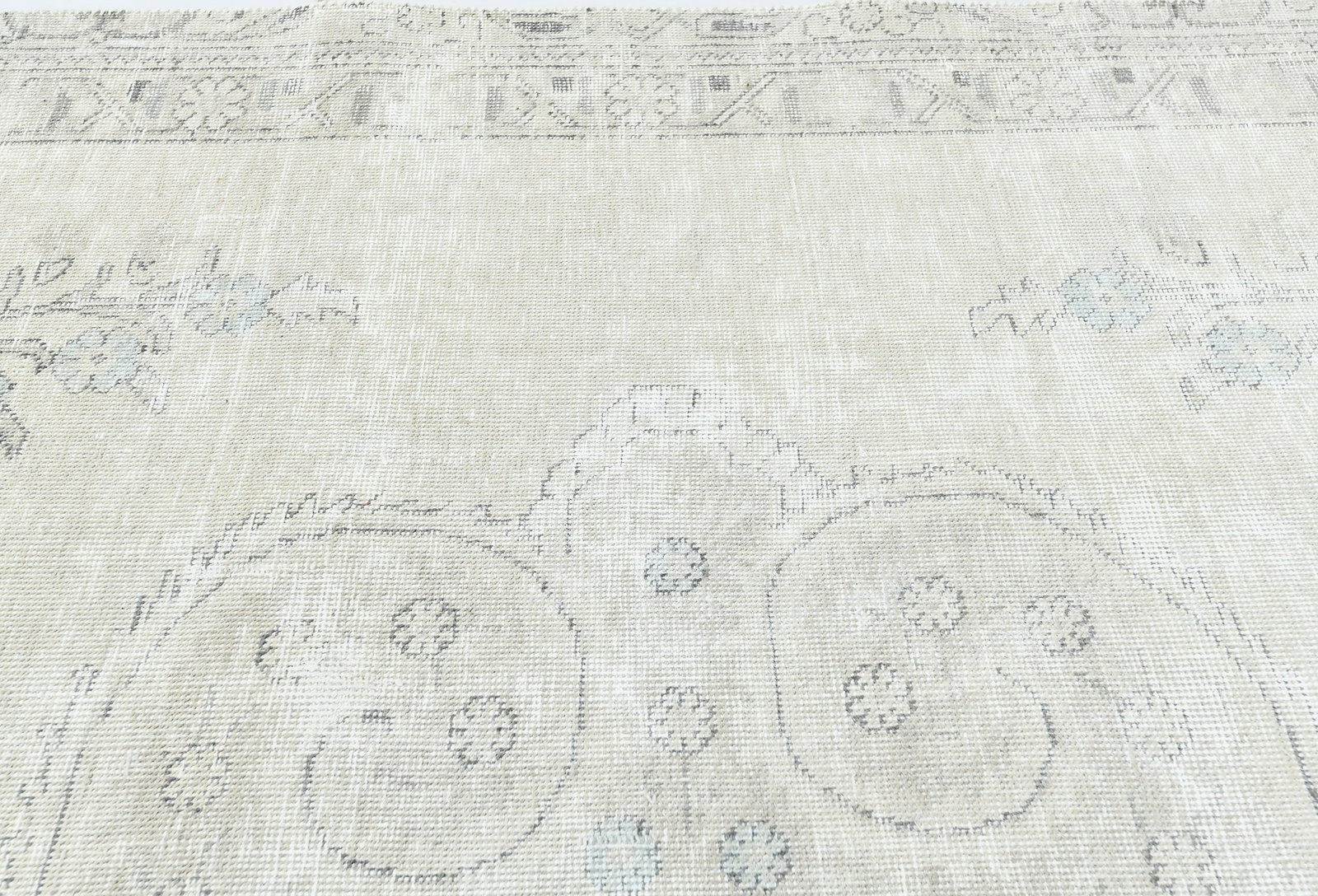 Antique Muted Beige Floral 7X10 Distressed Vintage Oriental Rug - 8