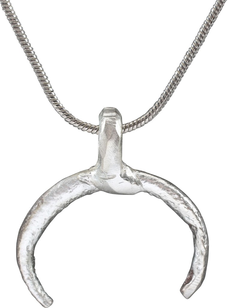 VIKING LUNAR PENDANT NECKLACE, 10TH-11TH CENTURY. - 2