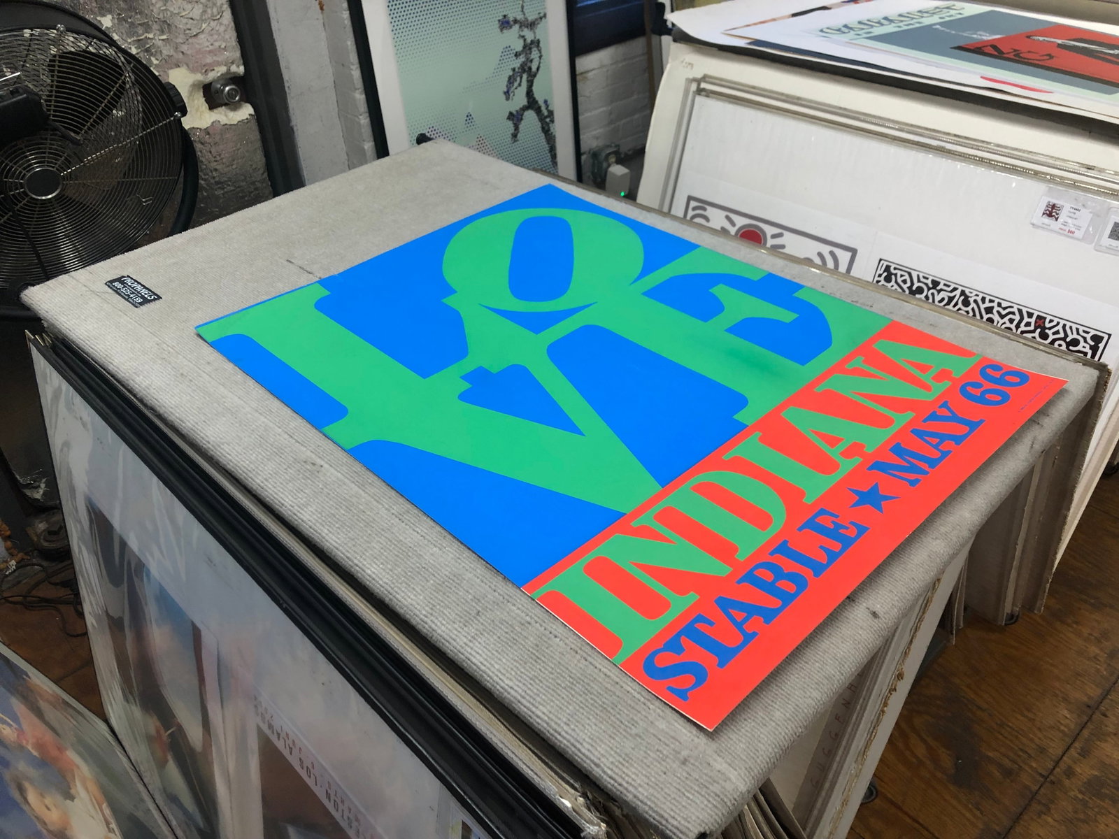 Robert Indiana - LOVE-Stable - 1971 Serigraph 32.5" x 24.25" - 4