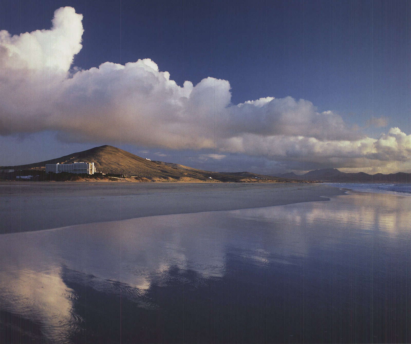 Klaus Schidniogrotzki - Sunrise at Playa Barca, Fuerteventura - 2009 Offset Lithograph 17" x 17.75" - 2