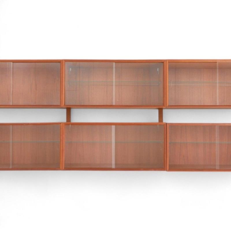 Scandinavian Mid-Century Modern, Wall Mounted Bookshelf, Teak, Norway, 1967 - 5