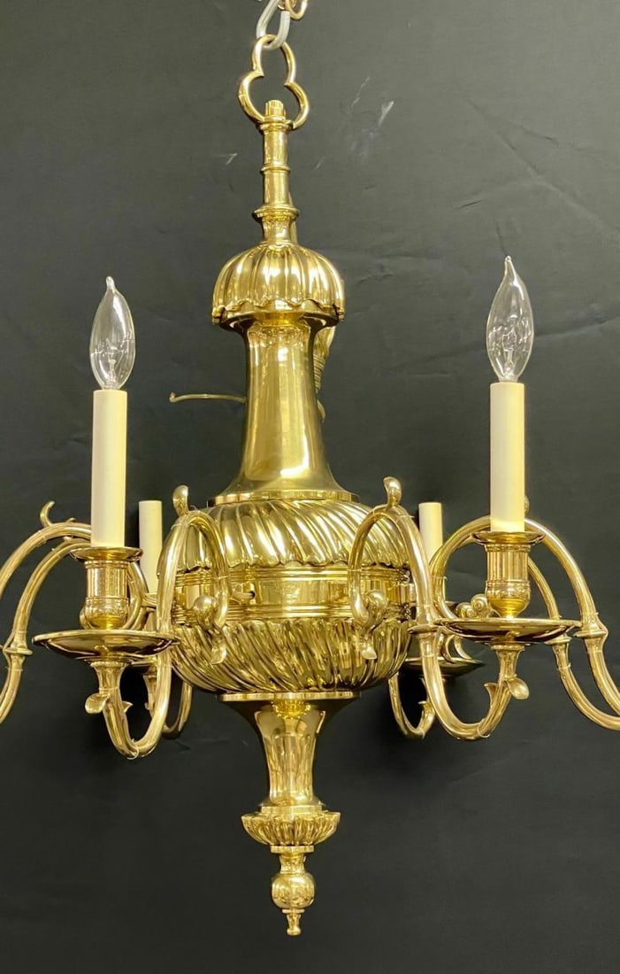 Bronze Georgian Style Chandelier having Eight Lights - 4