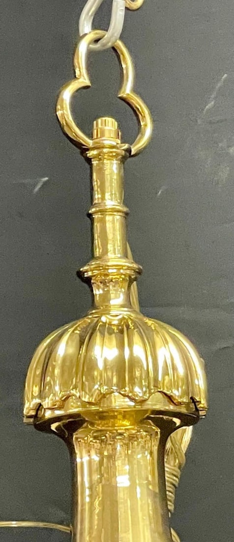 Bronze Georgian Style Chandelier having Eight Lights - 5