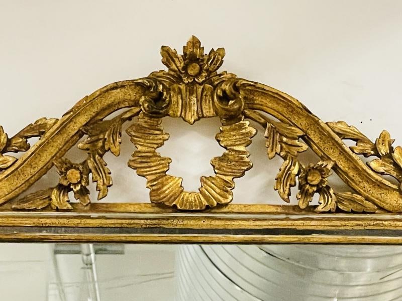 Italian Wall, Console, Mantle or Pier Mirror. 1930s. Gilt Gold, Carved - 4