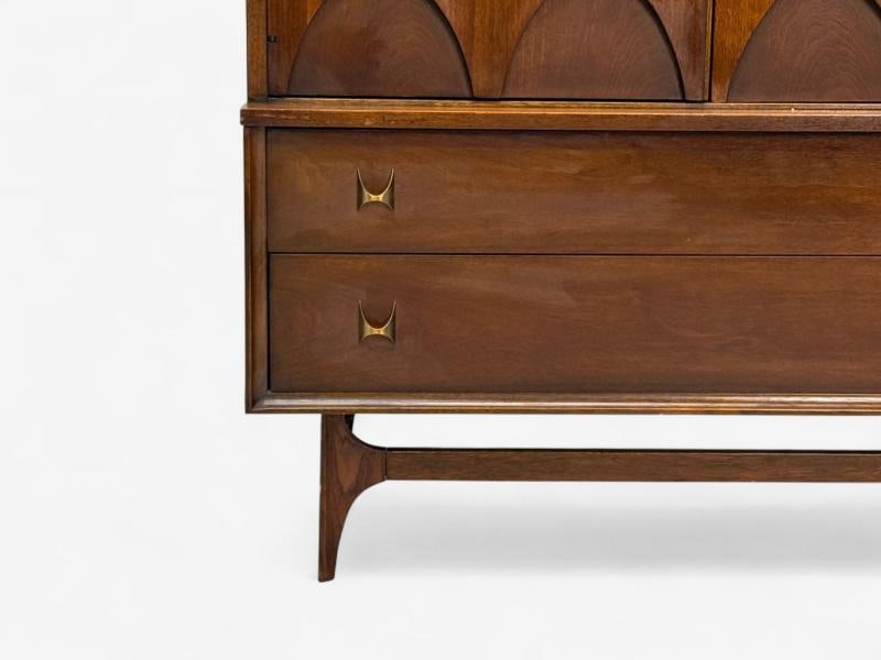 Broyhill Brasilia, Mid-Century Modern, Walnut, Brass, Highboy, USA, 1960s - 8