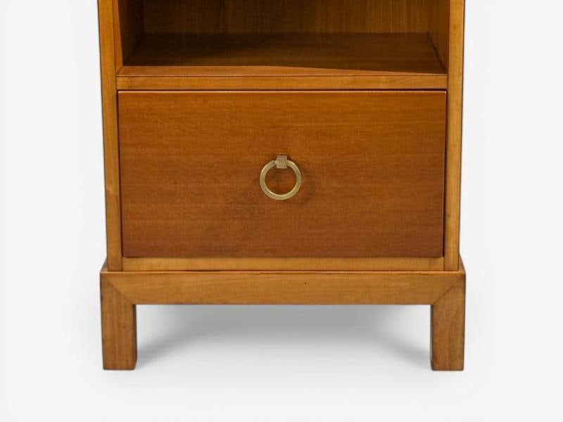 T.H. Robsjohn-Gibbings, Nightstands, Mahogany, Brass, USA, 1960s - 9