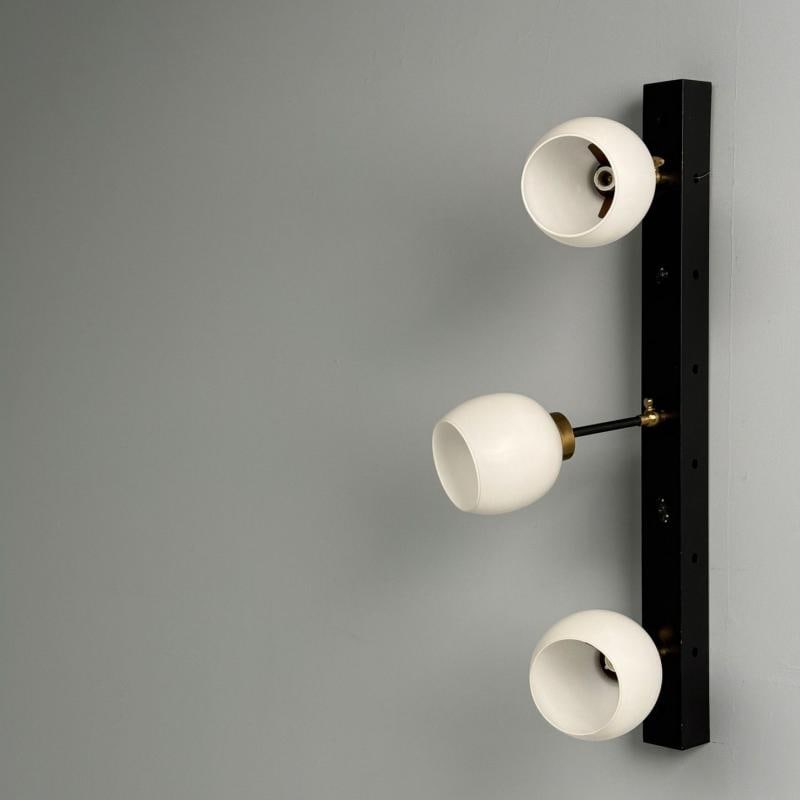 Italian Mid-Century Modern, Three Light Wall Sconce, Painted Metal, Glass, 1950s - 4